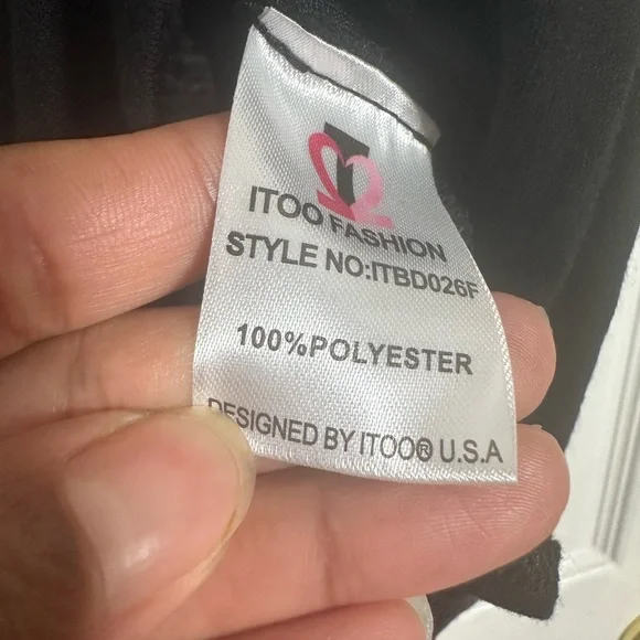 Black and Red Floral Bodysuit with Adjustable Straps Size S (embroidered flowers - Picture 7 of 8